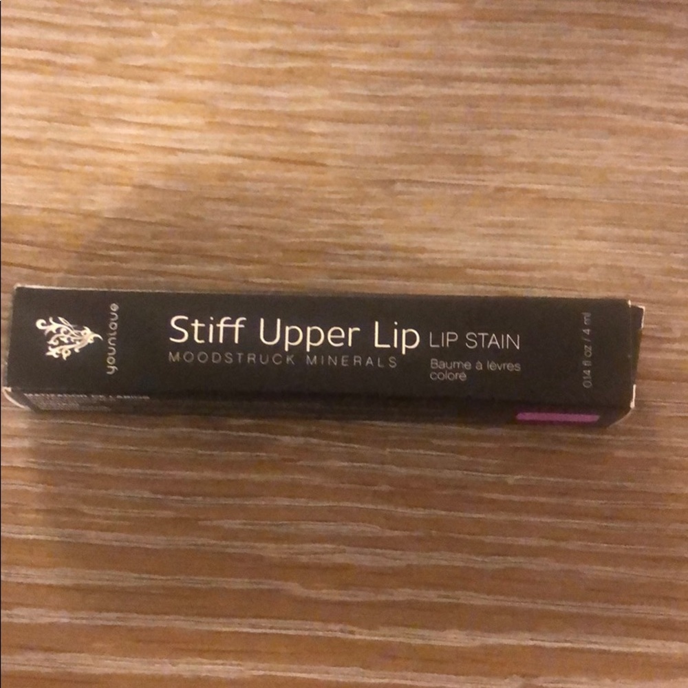 Younique lip stain Serendipitious